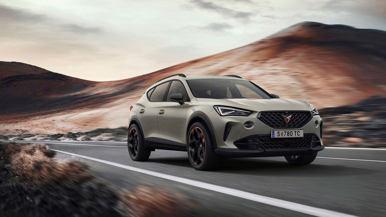 Ein CUPRA Formentor in voller Fahrt
